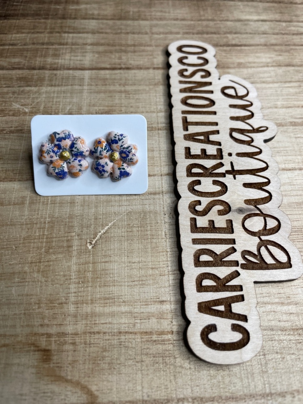 Floral Resin Flower Earrings - Peach & Blue